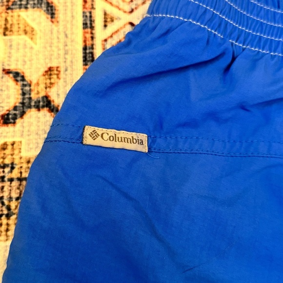 Columbia Women’s Activewear Royal Blue Shorts Size Medium - Picture 8 of 13